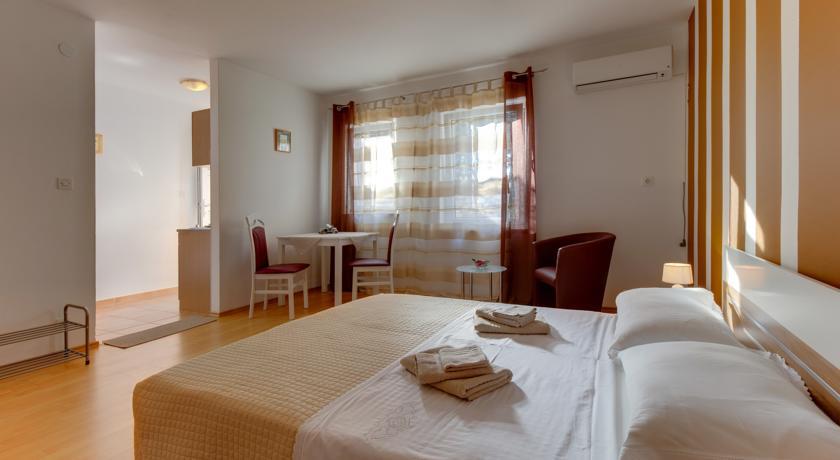 Apartment Nikolina Мали-Лошинь Номер фото