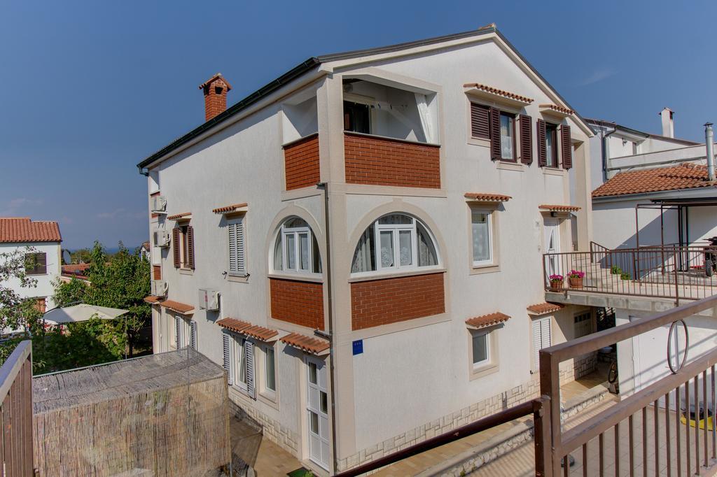 Apartment Nikolina Мали-Лошинь Экстерьер фото